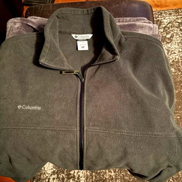 Columbia Fleece Jacket - Picture 1 of 2